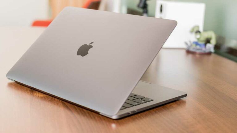 По слухам, у 15-дюймового MacBook от Apple может быть M2 Pro
