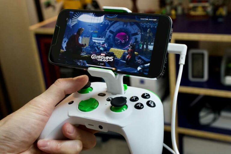 Обзор RiotPWR Xbox Cloud Gaming Controller для iOS: провода для победы