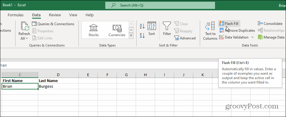 Инструменты данных Flash Fill Excel