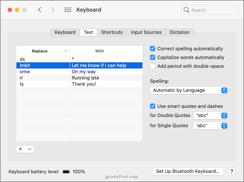 Откройте «Системные настройки», «Клавиатура» и выберите «Текст» на Mac.