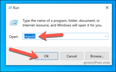 Запуск Regedit с помощью команды «Выполнить» в Windows 10